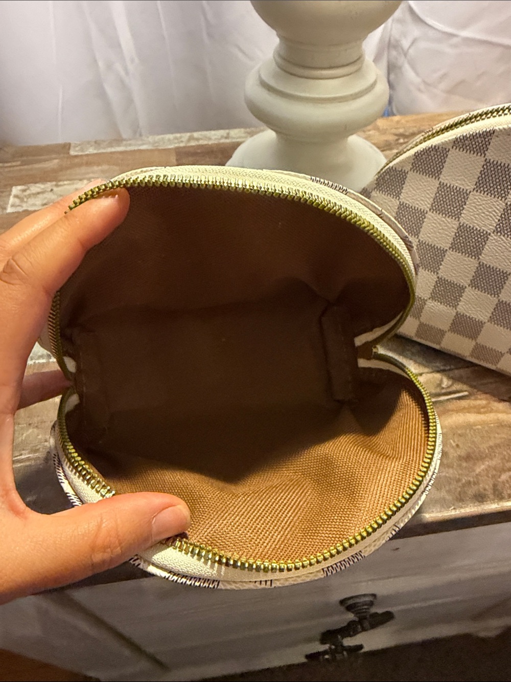Checkered Cosmetic Pouch Set in Beige and Taupe - Picture 2 of 4